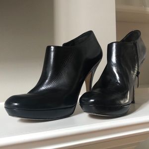 Via Spiga Round Toe Booties